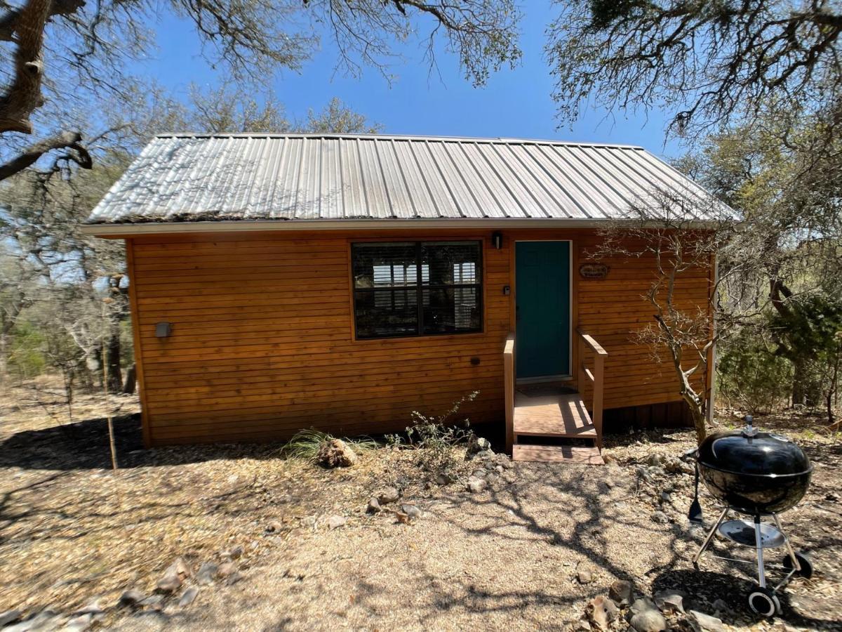 Walnut Canyon Cabins Фредеріксбург Екстер'єр фото