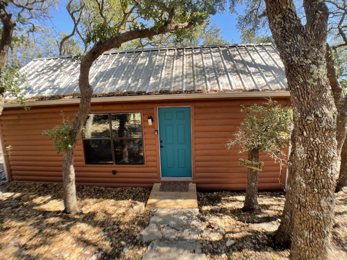 Walnut Canyon Cabins Фредеріксбург Екстер'єр фото